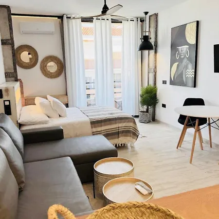 Alquilaeasy San Francisco Superior - Tu Paraiso En Τορρεμολίνος